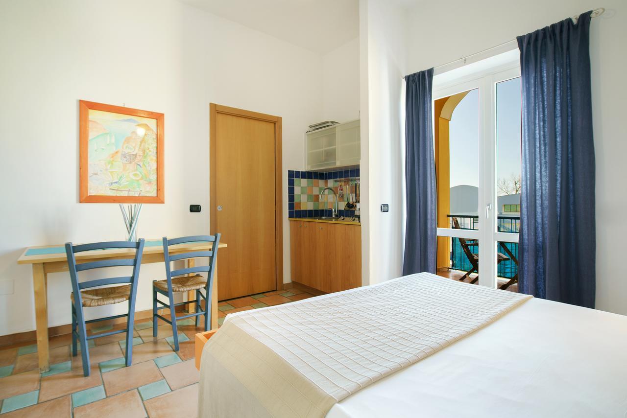 Gioia 37 Apartments Procida Eksteriør billede